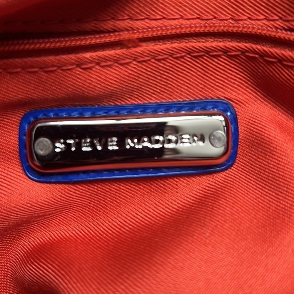 Steve Madden Tote - Picture 7 of 8